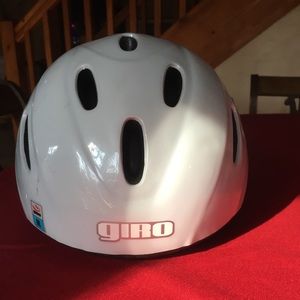 Giro ski/snowboard helmet